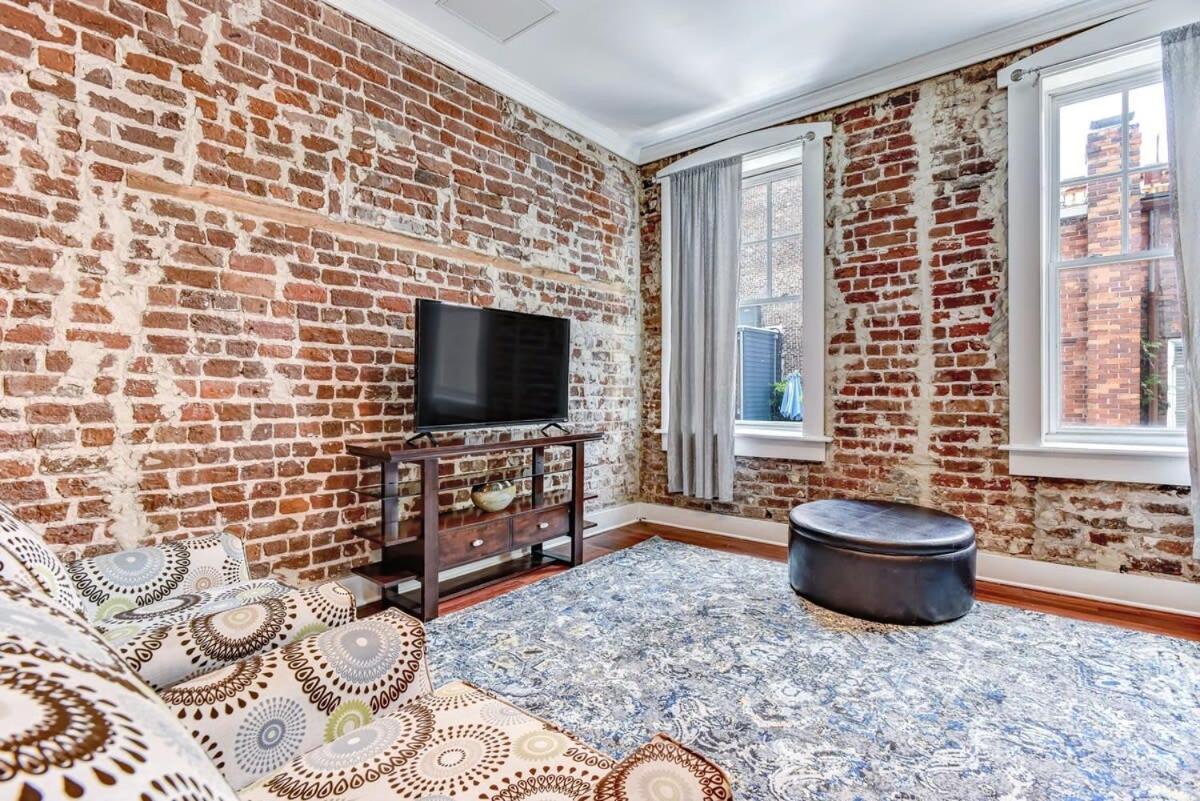 E Bay St Loft By City Market And River Street Savannah Exteriör bild